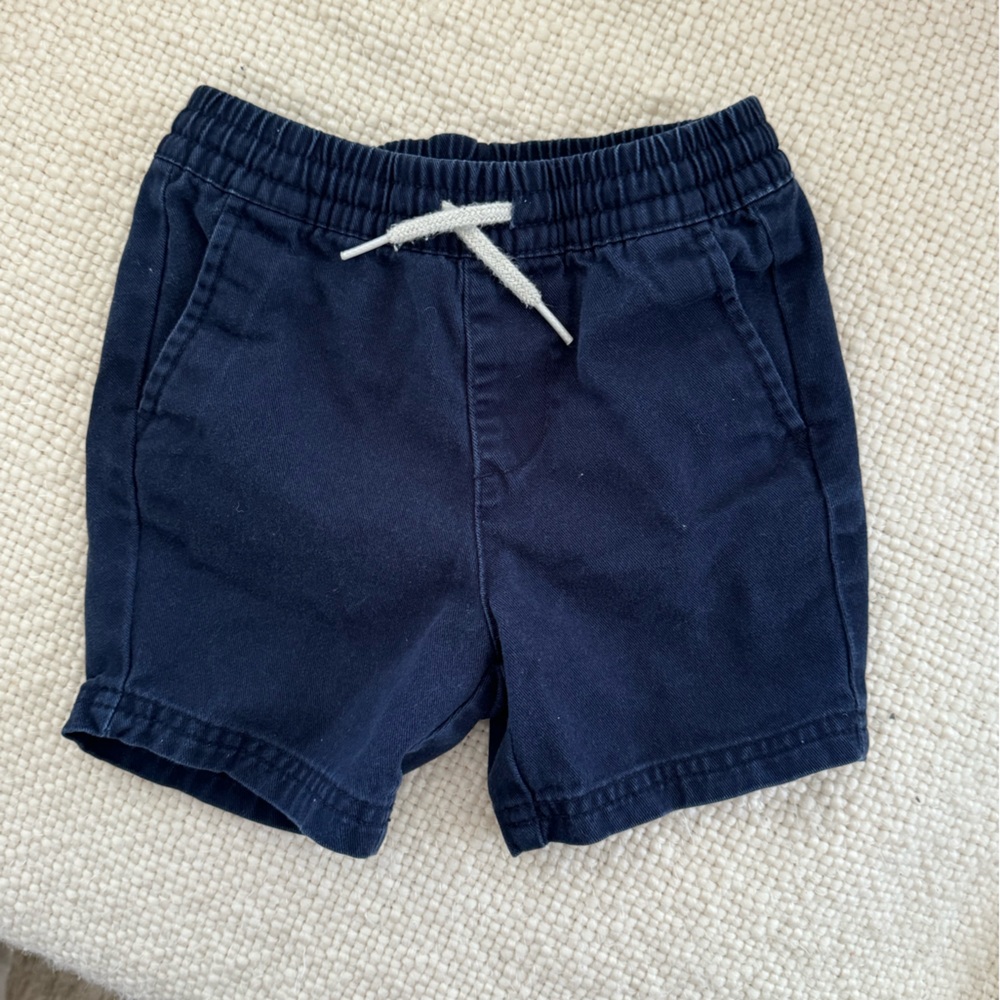 Old Navy shorts, Navy 2T
